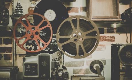 Management summary Research study „Beyond postsocialist and small: recent film production practices and state support for cinema in Czechia and Romania“